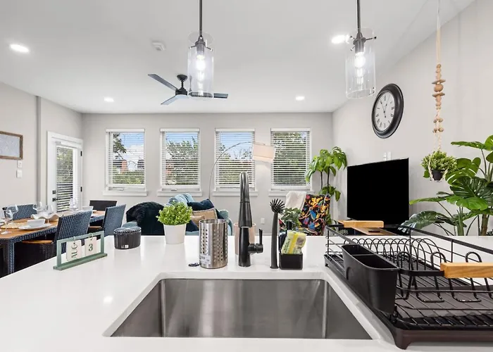 The Ruby 2bd In The Heart Of Fw Holiday home Fort Worth